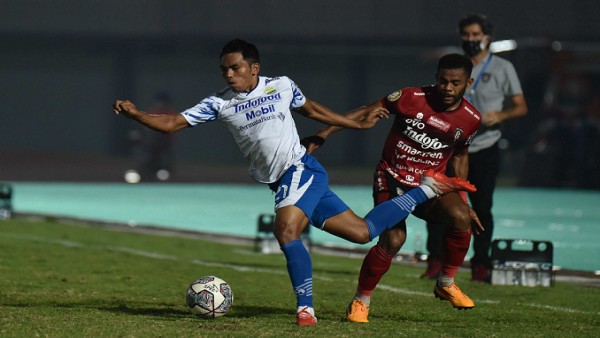 Laga Persib vs Bali United-1631981837