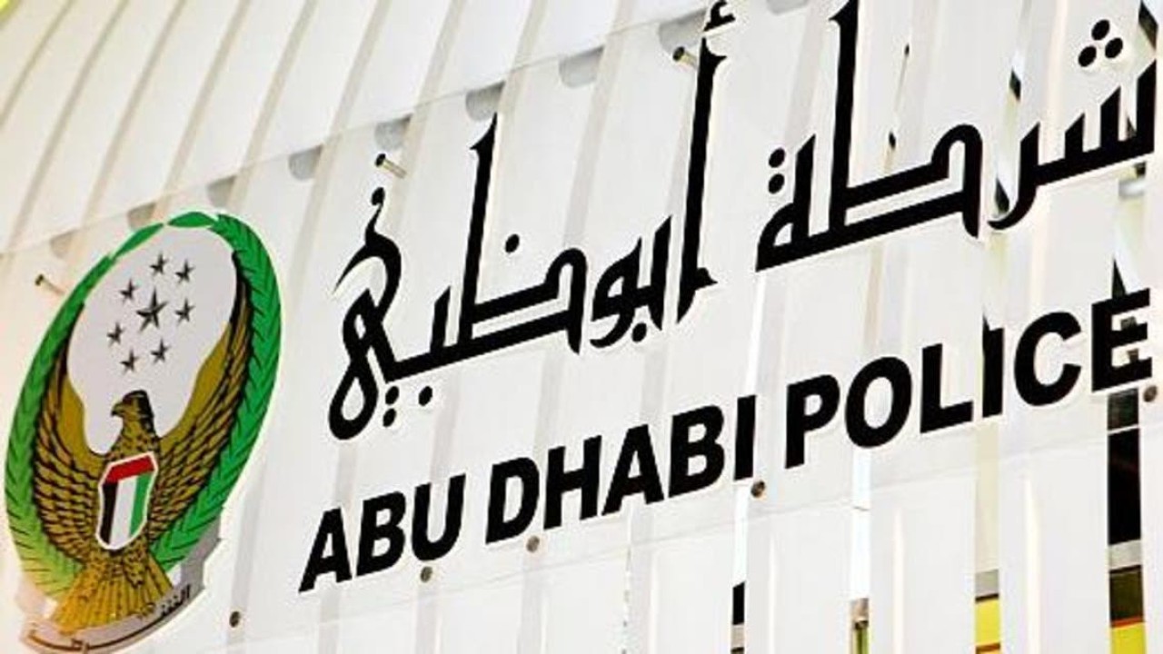 Ambulans udara Abu Dhabi yang diterbangkan polisi Uni Emirat Arab jatuh. (Al Arabiya)