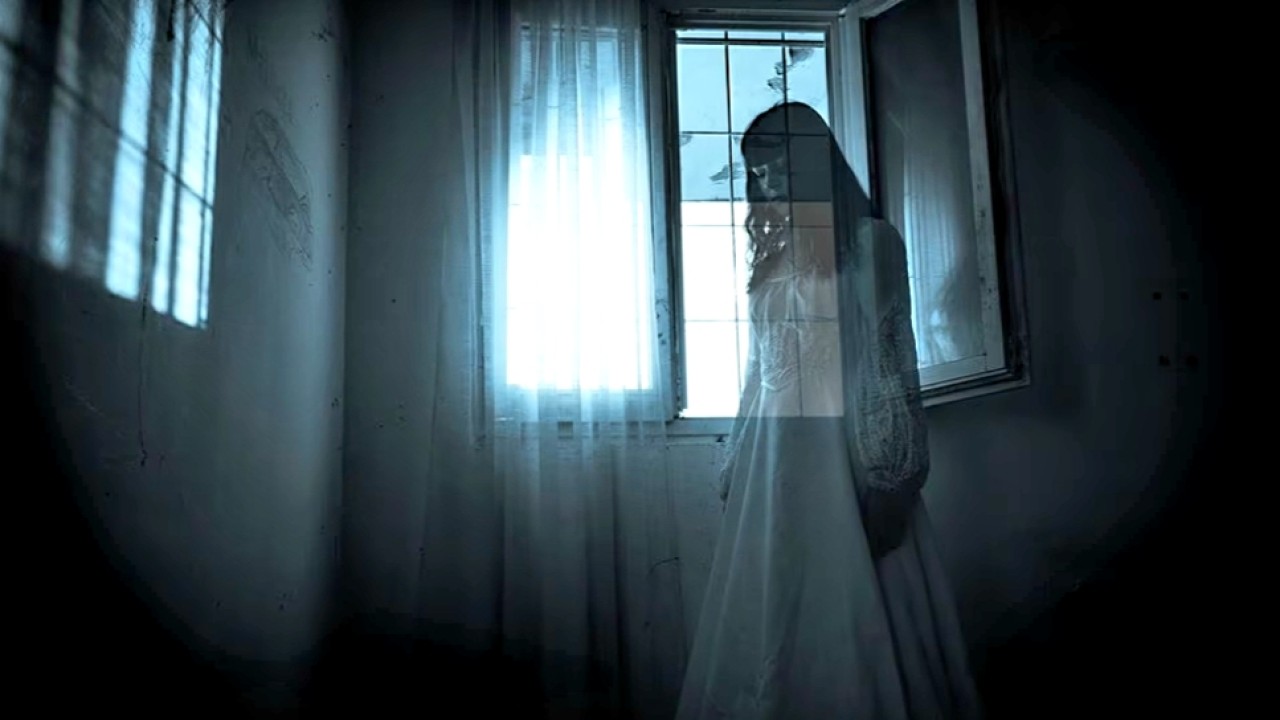 Ilustrasi hantu perempuan di rumah kosong (net)
