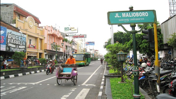 Kawasan Malioboro salah satu lokasi wisata di Yogyakarta yang paling diminati wisatawan-1635167478