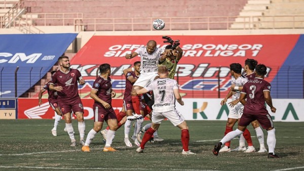 Laga Bali United vs PSM Makassar-1634471250