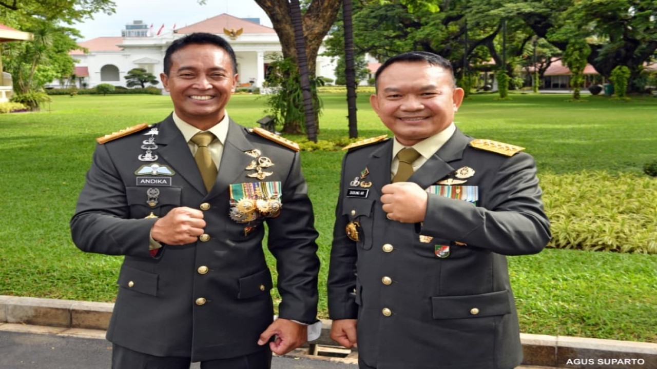 Jenderal Andika Perkasa dan Jenderal Dudung Abdurachman. (Net)