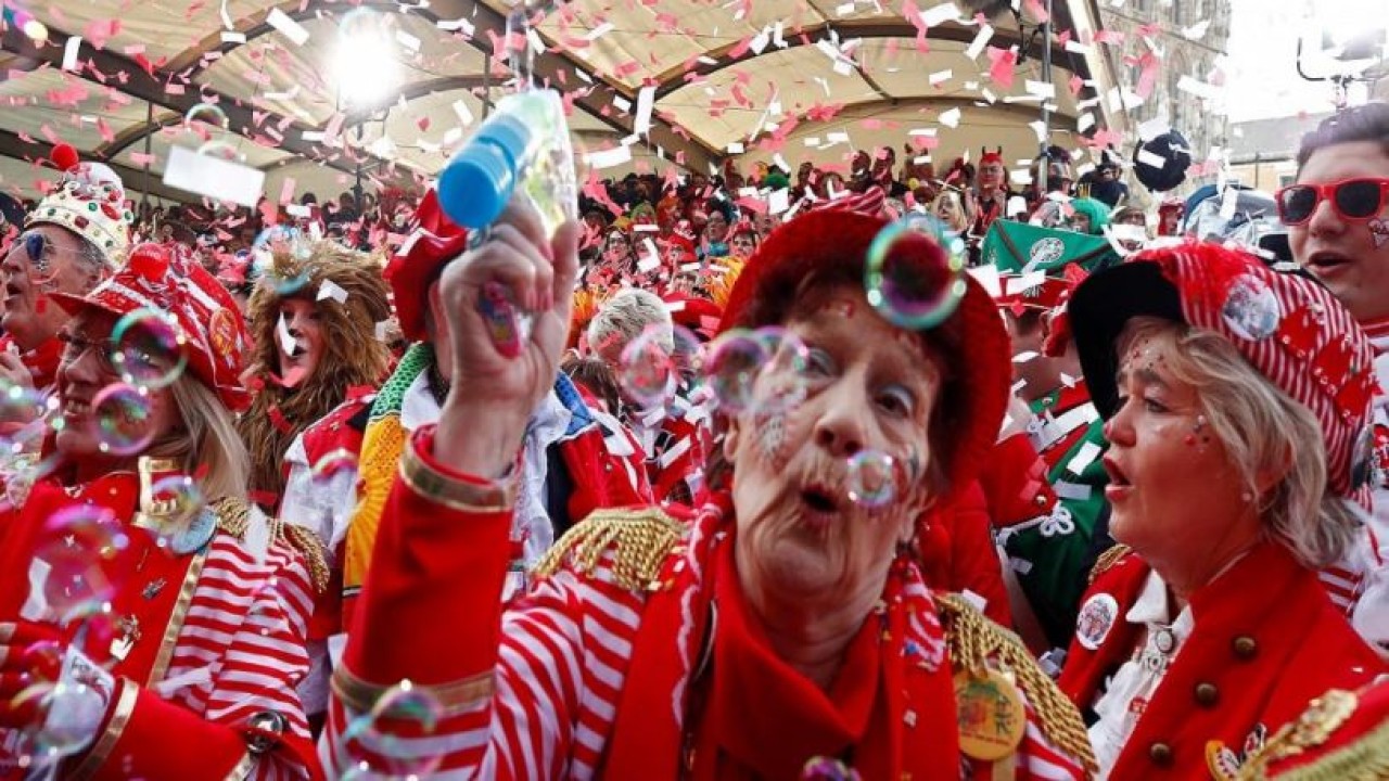 Warga Jerman bersuka ria di acara karnaval. (Istimewa)