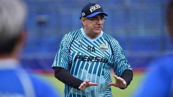 Pelatih Persib, Robert Alberts-1640438825