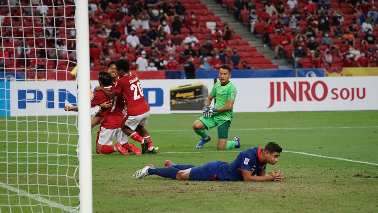 Timnas Indonesia menang atas Singapura meski harus melalui babak tambahan di semifinal Piala AFF 2020. (PSSI)