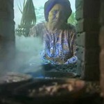 Salah adegan film "KKN di Desa Penari". (net)-1643029685