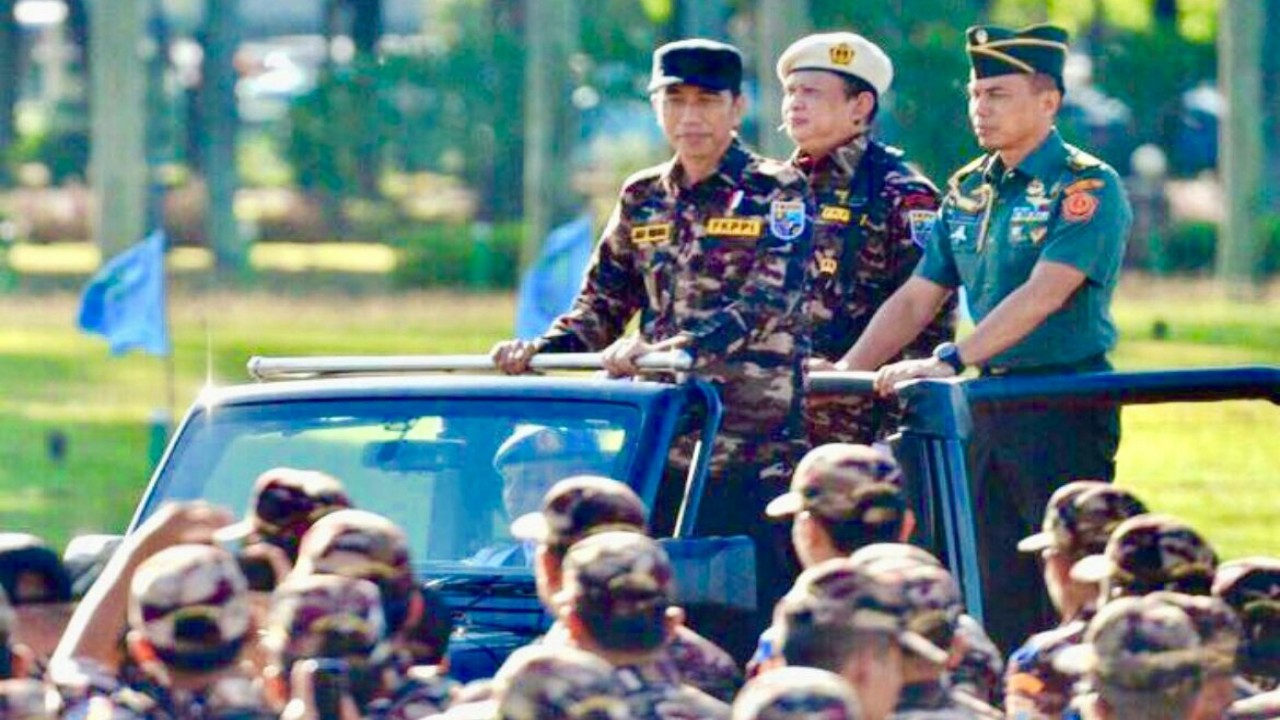 Bamsoet dan Presiden Jokowi di acara FKPPI.