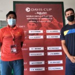 Petenis Indonesia M Rifqi Fitriadi (kiri) akan menghadapi petenis Venezuela Fransesco Lamas-1646304215