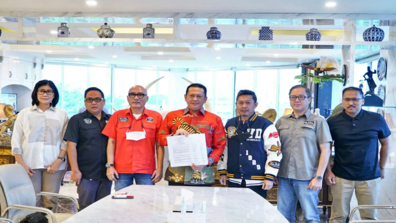 Ketua MPR RI Bambang Soesatyo (tengah). Foto: Dok MPR