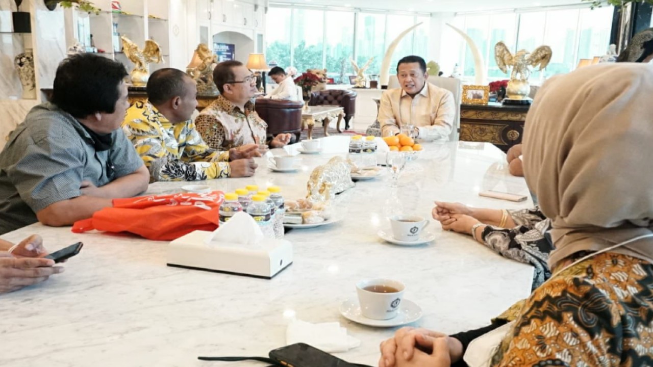 Ketua MPR RI Bambang Soesatyo bersama pengurus ICMI. Foto: Dok MPR