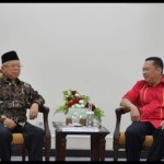 Ketua MPR RI Bambang Soesatyo (kanan) bersama Wakil Presiden KH Ma'ruf Amin-1653367922