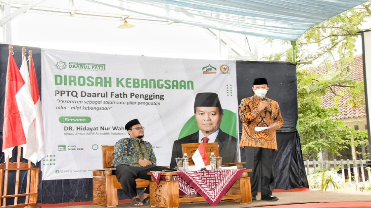 Wakil Ketua MPR RI Hidayat Nur Wahid . Foto: Dok MPR