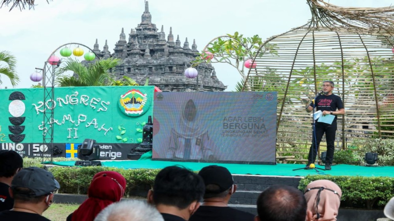 Ribuan orang mengikuti Kongres Sampah di Paseban Candi Plaosan Klaten, Jawa Tengah, selama dua hari. (jatengprov.go.id)