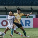 Laga Persebaya vs Bali United-1655794046