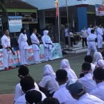 Pengenalan dan atraksi seni beladiri Karate-Do TAKO di SMK Yadika 3-1657532842