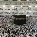 Ribuan jemaah umrah di sekitar Ka'bah-1657810989