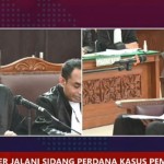 Bharada E mendengarkan pembacaan surat dakwaan oleh Jaksa-1666070529