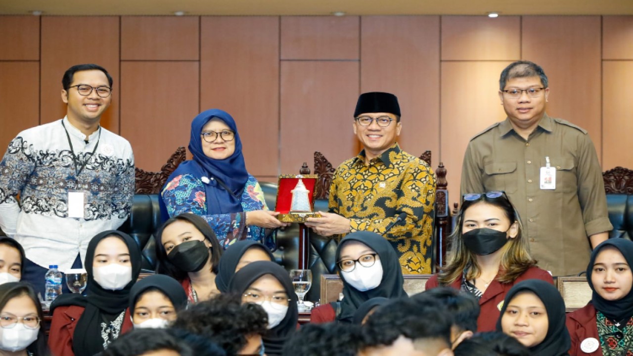 Wakil Ketua MPR Yandri Susanto (kedua kanan). Foto: Dok MPR