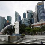 Arsip - Patung Merlion, ikon Singapura (31/8/2021). (ANTARA/REUTERS/Edgar Su/am)-1669791887