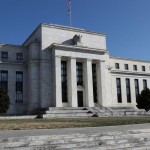 Foto Dokumen: Gedung Dewan Federal Reserve di Constitution Avenue digambarkan di Washington, AS, 19 Maret 2019. ANTARA/REUTERS/Leah Millis-1669788407