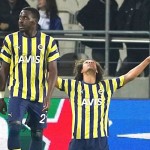 Gelandang Fenerbahce William Arao (kanan)-1667534479