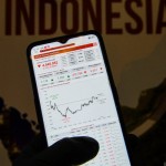 Ilustrasi: Layar ponsel menampilkan pergerakan Indeks Harga Saham-1668395461