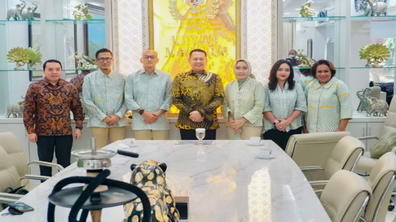 Ketua MPR RI Bambang Soesatyo bersama Pengurus HIPWI FKPPI.  Dok MPR