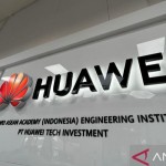 Logo Huawei yang terlihat di Huawei ASEAN Academy di CIBIS Park, Jakarta Selatan, Rabu (23/11/2022). (ANTARA/Arnidhya Nur Zhafira)-1669255032