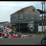 tumpukan sampah-1669615655