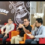 Direktur SDM dan Digital Holding BUMN Pariwisata InJourney Herdy Harman (tengah) di Jakarta, Senin (12/12/2022). ANTARA/Aji Cakti-1670835760