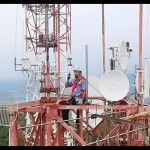 Ilustrasi - Petugas Telkom melakukan inspeksi terhadap menara base transceiver station (BTS). ANTARA/HO-Telkom/aa.-1670827160