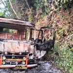 Kendaraan operasional Polres Kepulauan Yapen yang dibakar KKB pimpinan Plato Marani. (ANTARA/HO/Dokumen Pribadi)-1671004878