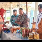 Pameran produk UMKM nasabah Mekaar PT PNM cabang Babel di Bandara Depati Amir Pangkalpinang. (ANTARA/ Donatus Dasapurna)-1670917149