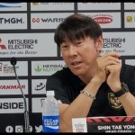 Pelatih Timnas Indonesia Shin Tae-yong saat jumpa media di Stadion Kuala Lumpur, Malaysia, Minggu (25/12/2022). ANTARA/Bayu Kuncahyo-1672048973