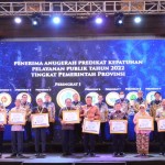 Penerimaan Anugerah Predikat Kepatuhan Pelayanan Publik Tahun 2022 dari Ombudsman RI di Jakarta, Kamis (22/12/2022). (ANTARA/HO-Pemprov Bali)-1671760473