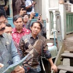 Penyerahan sertifikat tanah dari Menteri ATR/BPN Hadi Tjahjanto kepada warga di Kota Jambi, Kamis (22/12/2022). ANTARA/Tuyani.-1671694224