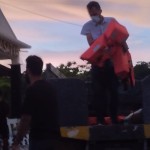 Sejumlah imigran diduga asal IRak diturunkan di Polres Rote Ndao, NTT, Rabu (14/12/2022), (ANTARA/HO-Humas Polres Rote Ndao)-1671074732