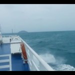 Tangkap layar sebuah kapal cepat saat melintas di perairan Natuna, Jumat (23/12) (ANTARA/Cherman)-1671785502