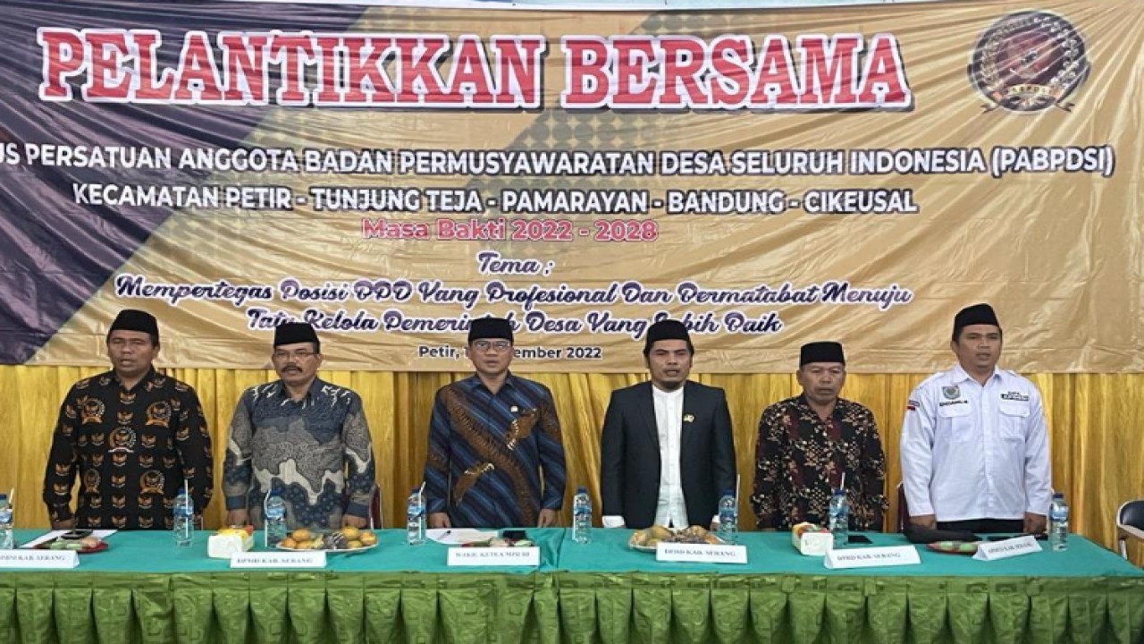 Wakil Ketua MPR Yandri Susanto menghadiri pelantikan Pelantikan Bersama Pengurus Persatuan Anggota Badan Permusyawaratan Desa Seluruh Indonesia (PABPDSI) di Petir, Kabupaten Serang, Banten/Dok MPR