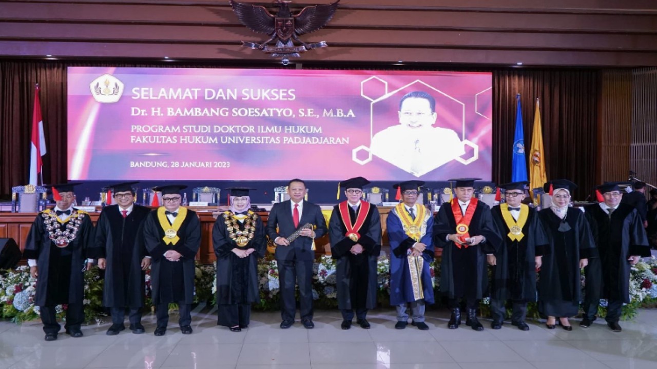 Ketua MPR RI Bambang Soesatyo berhasil meraih gelar Doktor Ilmu Hukum dari Fakultas Hukum Universitas Padjadjaran (FH Unpad) Bandung/Dok MPR