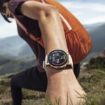 Ilustrasi hiking sambil menggunakan HUAWEI WATCH GT3 (ANTARA/HO-Huawei)-1673844385