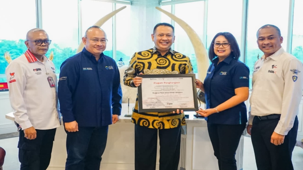 Ketua MPR RI sekaligus Ketua Umum Ikatan Motor Indonesia (IMI) Bambang Soesatyo bersama direksi ITDC dan MGPA/Dok MPR
