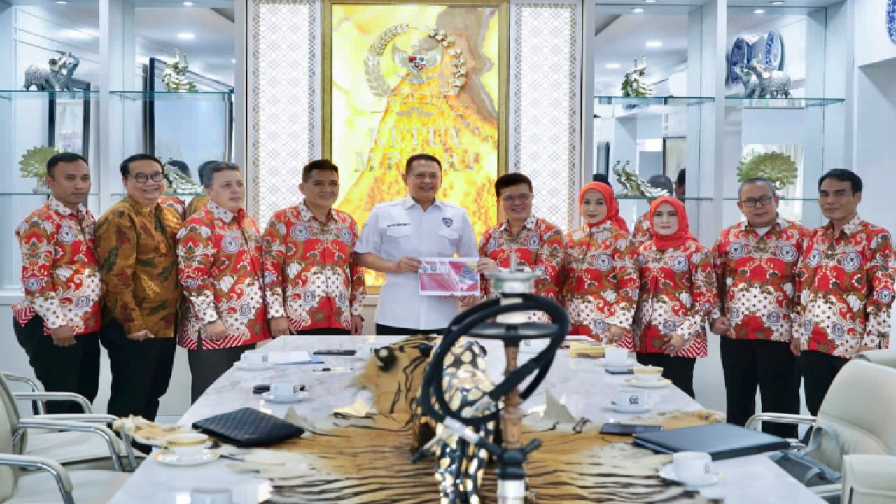 Ketua MPR RI Bambang Soesatyo bersama perwakilan  Asosiasi Badan Permusyawaratan Desa (ABPEDNAS)/Dok MPR