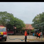 Petugas BPBD-1672752791