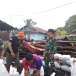 Tanggul darurat dibangun untuk atasi banjir rob di Halmahera Utara-1674186800