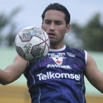 Striker Persib Ezra Walian-1676652758