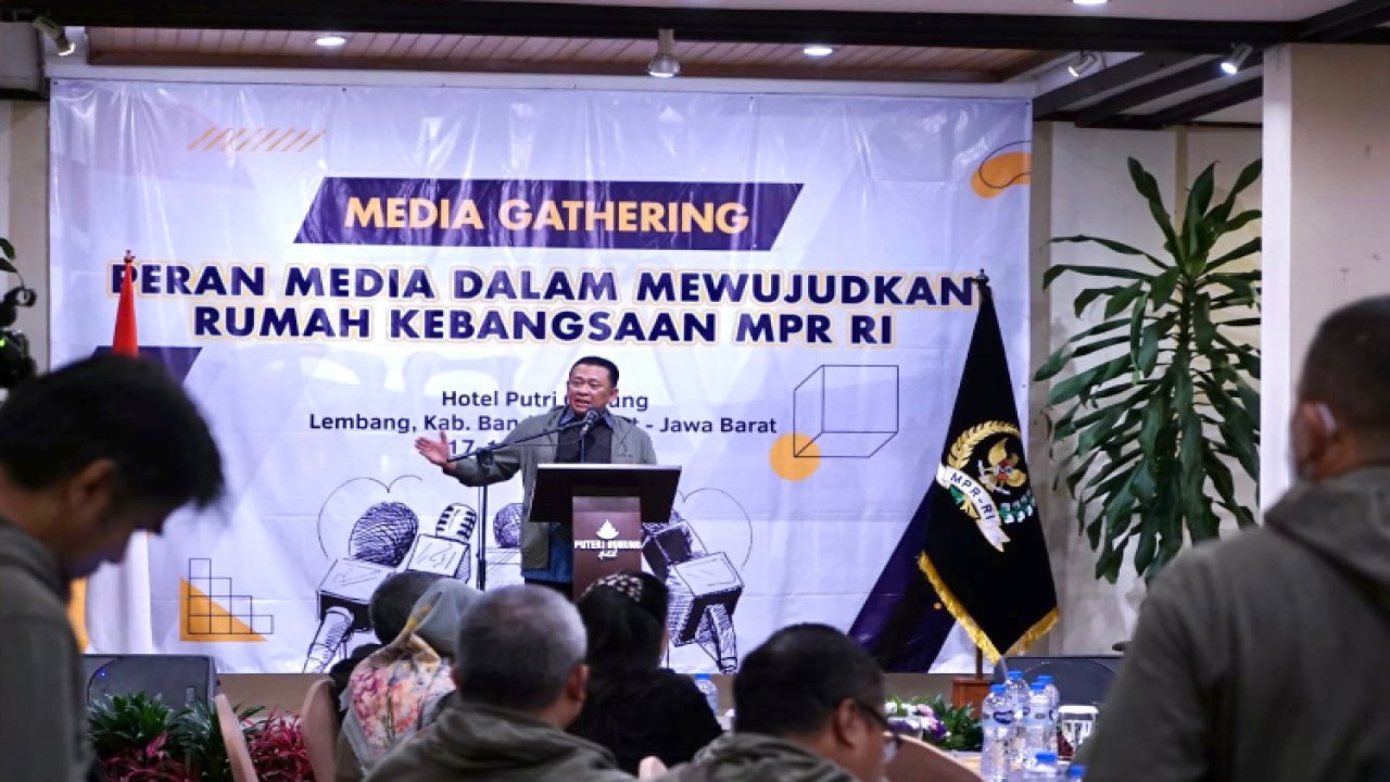 Ketua MPR RI Bambang Soesatyo dalam press gathering bersama Koordinatoriat Wartawan Parlemen di Bandung, Sabtu (18/3/23)/Dok MPR