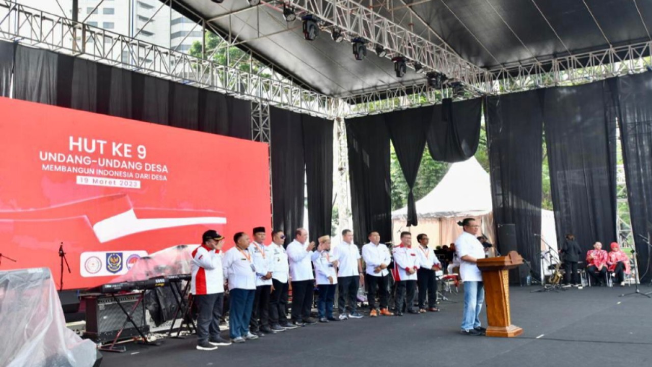 Ketua Majelis Permusyawaratan Rakyat (MPR) Bambang Soesatyo acara Desa Bersatu di Lapangan Parkir Timur Gelora Bung Karno (GBK), Jakarta, Minggu (19/3)/Dok MPR