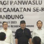 Bimbingan Teknis bagi Panwaslu Kecamatan se-Kota Bandung.-1678950641