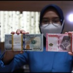 Rupiah merosot seiring menurunnya imbal hasil obligasi AS-1678338142